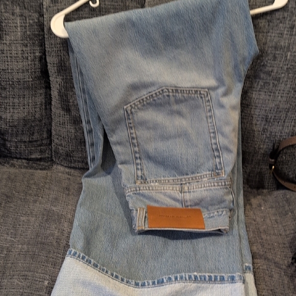 Victoria Beckham Light Blue Denim with Tan Label - Picture 1 of 4
